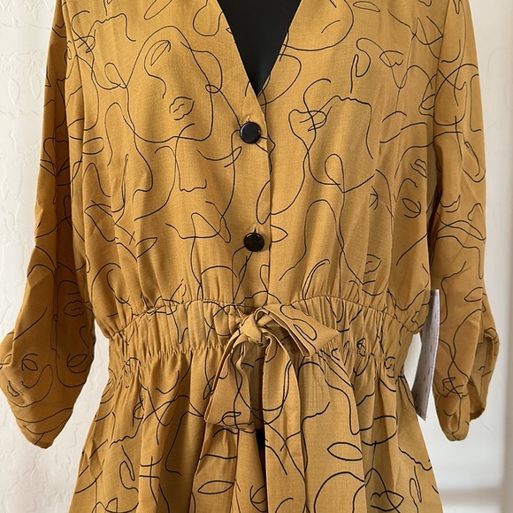 Sweet Rain *NWT* Women’s Faces Blouse - Picture 2 of 9